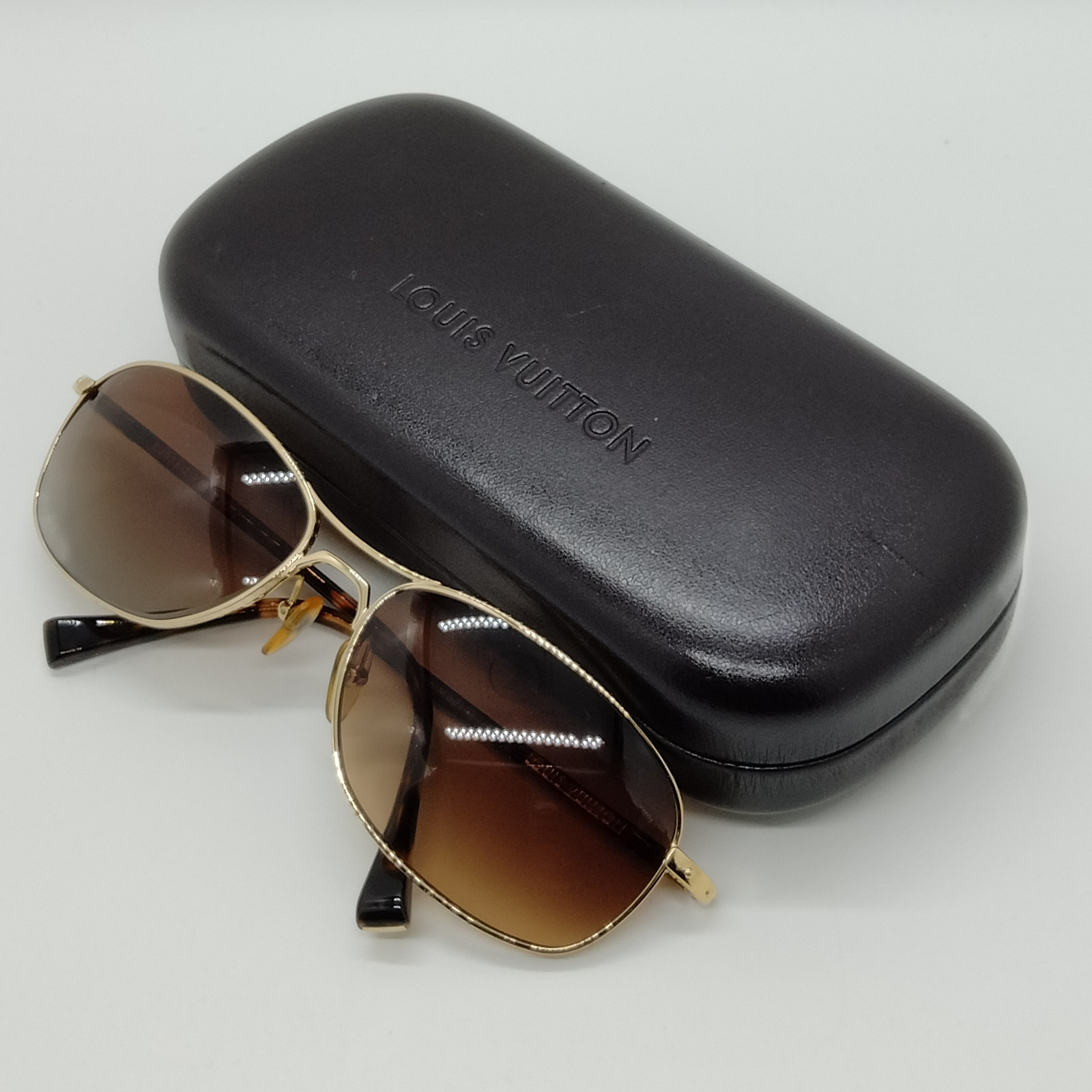 Louis Vuitton Z0036 U Sunglasses 6217 Louis Vuitton Z3126U Square Sunglasses main image 3