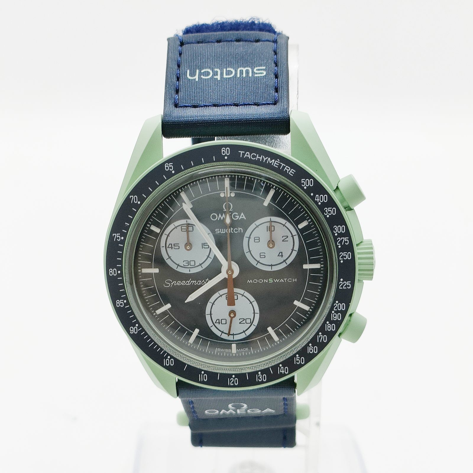 服/ファッション SWATCH.OMEGA Omega x Swatch Reveal Earth-Inspired MoonSwatch Models: Lava